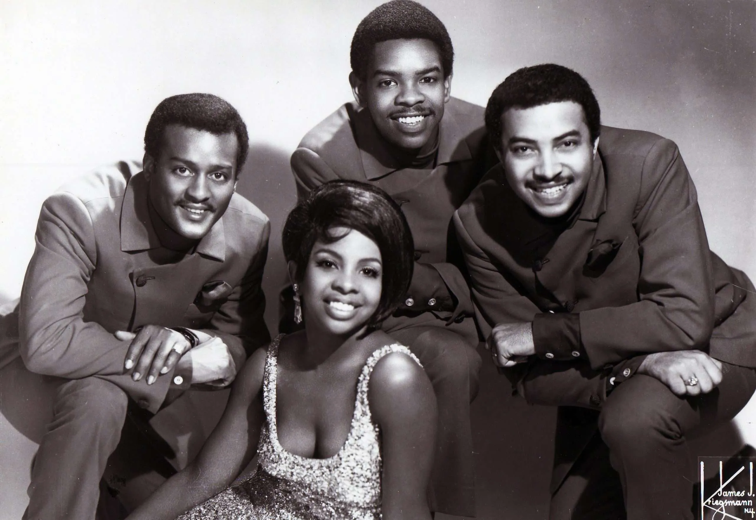 Young Gladys Knight and the pips